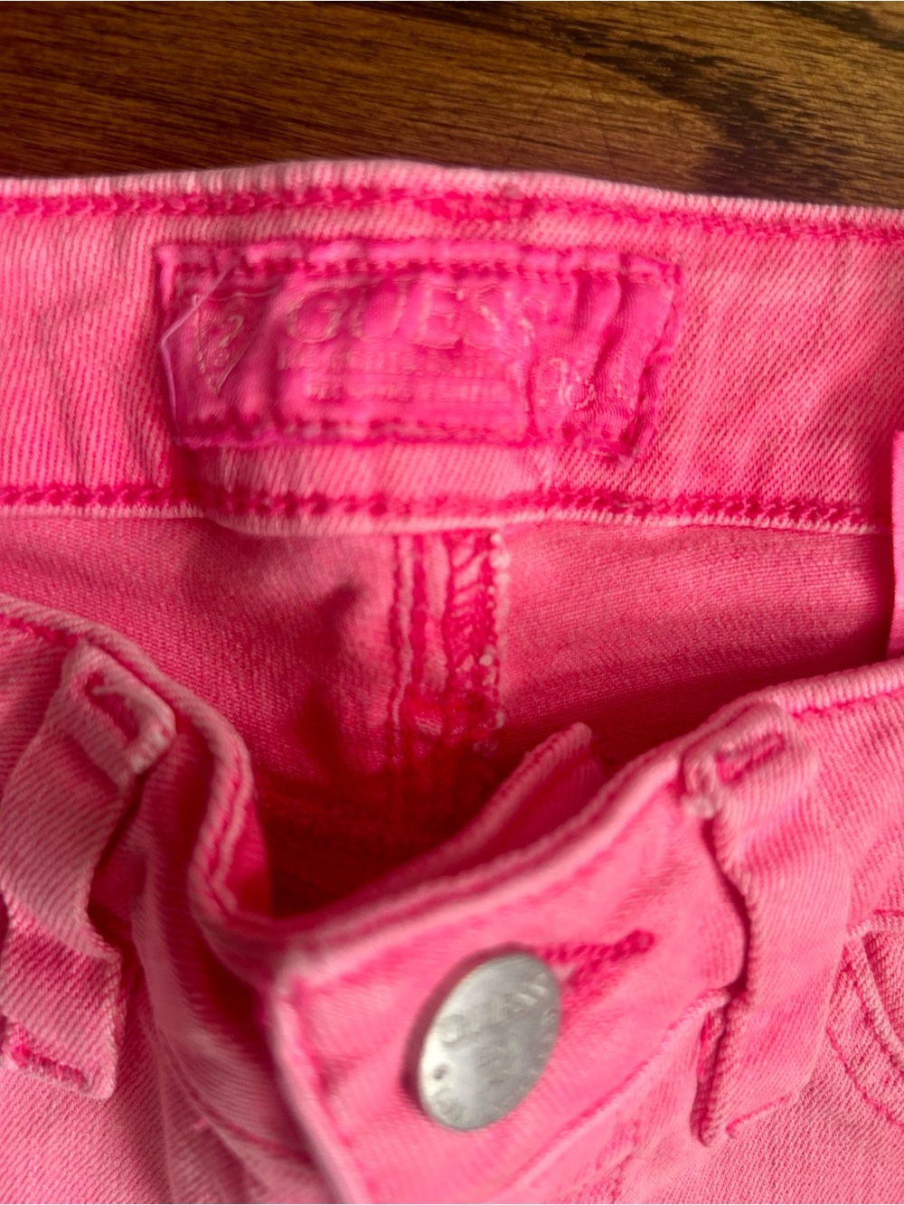 Guess Pink Skinny Jeans with Back Logo - Picture 5 of 6